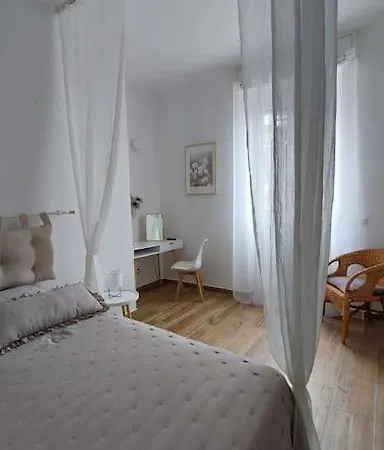 Enrica Apartment Lovere