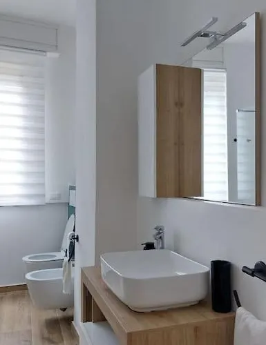 Enrica Apartamento *